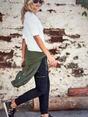 Athleta Olive Metro Jogger